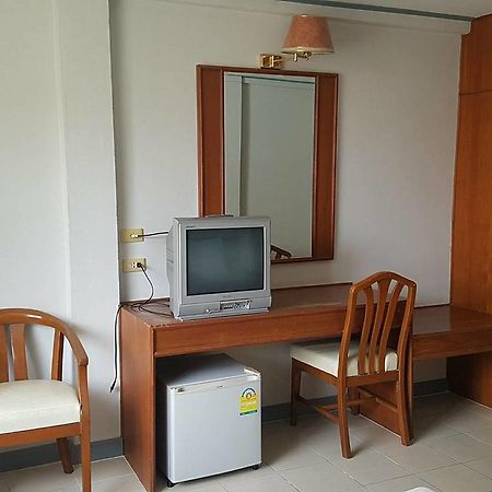 Pachara Hotel And Restaurant Suphan Buri Εξωτερικό φωτογραφία