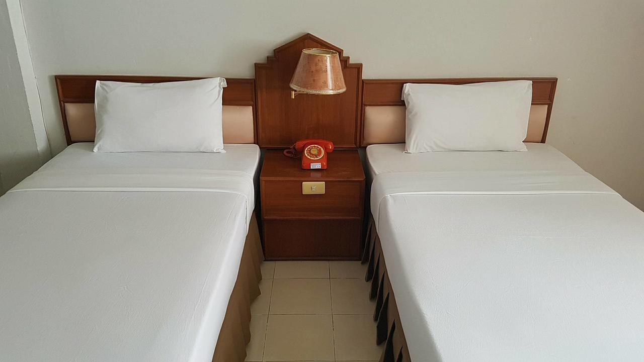 Pachara Hotel And Restaurant Suphan Buri Εξωτερικό φωτογραφία